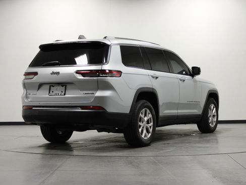Used 2021 Jeep Grand Cherokee L Limited AWD/4WD image 4