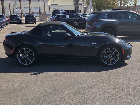 Used 2016 MAZDA MX-5 Miata Grand Touring RWD image 6