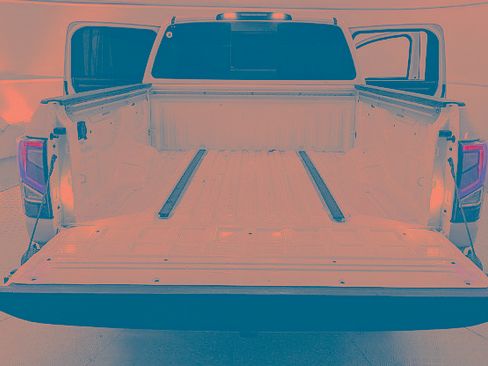 Used 2021 Nissan Titan Platinum Reserve w/ Moonroof Package image 7