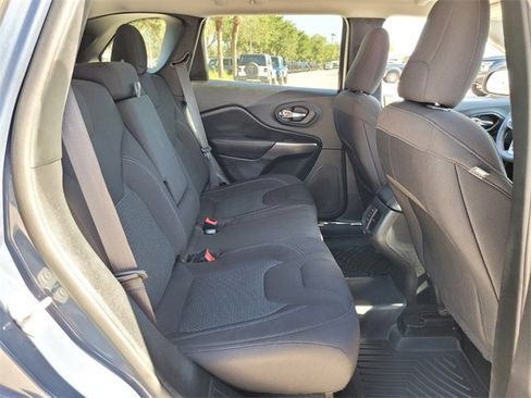 Certified 2020 Jeep Cherokee Latitude image 17
