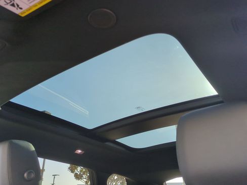 New 2026 Land Rover Range Rover Evoque S image 19