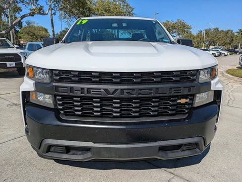 Used 2019 Chevrolet Silverado 1500 W/T w/ Trailering Package image 8