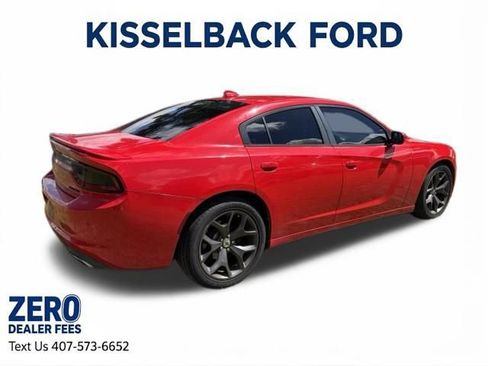 Used 2017 Dodge Charger SXT w/ Plus Group RWD image 4