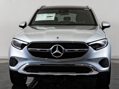 New 2026 Mercedes-Benz GLC 300 4MATIC image 2