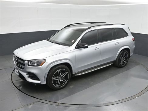 Used 2021 Mercedes-Benz GLS 580 4MATIC image 36