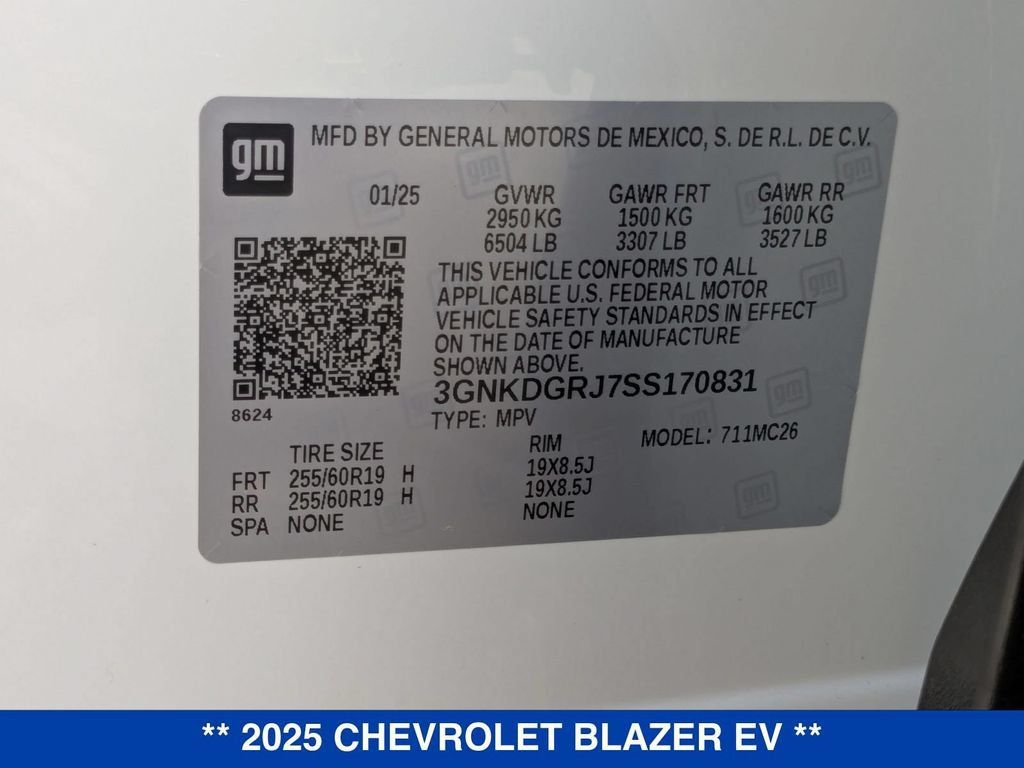 New 2025 Chevrolet Blazer EV LT AWD/4WD image 41