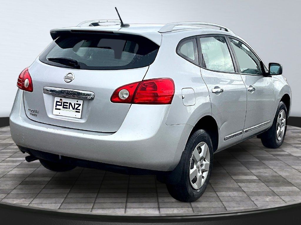 Used 2014 Nissan Rogue S w/ Convenience Package FWD image 7