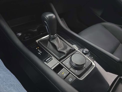 Used 2025 MAZDA MAZDA3 s image 24