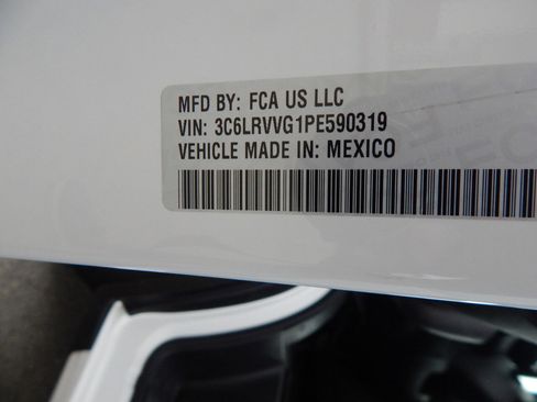 Used 2023 RAM ProMaster 2500 image 29