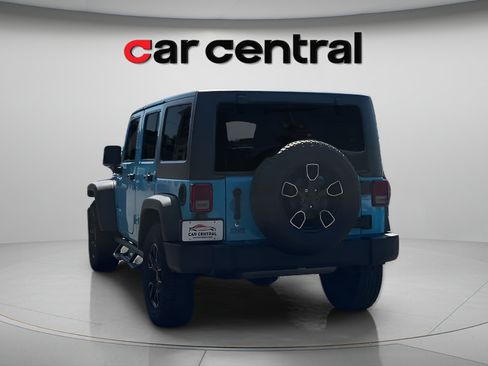 Used 2018 Jeep Wrangler Unlimited Sport S AWD/4WD image 6