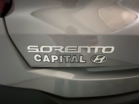 Used 2025 Kia Sorento S w/ Panoramic Sunroof Package FWD image 28