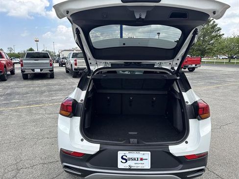 Used 2024 Buick Encore GX Preferred AWD/4WD image 22