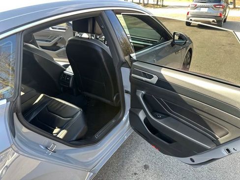 Used 2023 Volkswagen Arteon SEL image 34