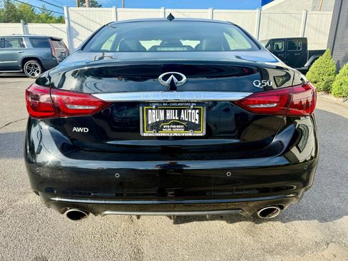 Used 2018 INFINITI Q50 Luxe w/ Essential Package (2.0T Luxe) AWD/4WD image 4