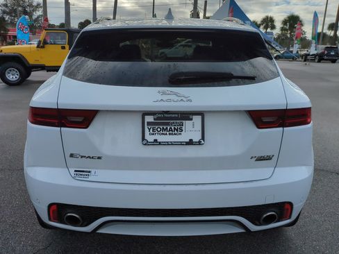 Used 2019 Jaguar E-PACE R-Dynamic HSE image 5