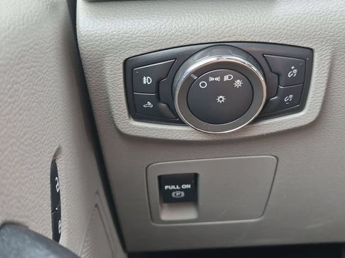 Used 2016 Ford F150 XL w/ Equipment Group 101A Mid AWD/4WD image 26