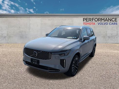 Certified 2025 Volvo XC90 B5 Plus AWD/4WD image 1