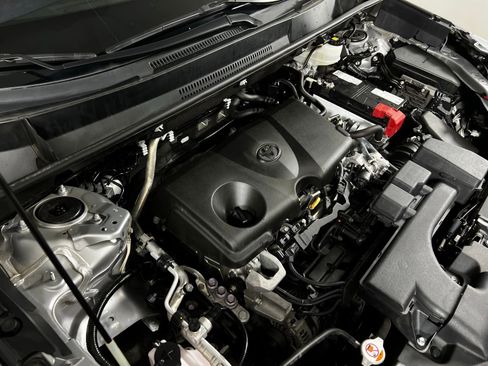 Certified 2024 Toyota RAV4 XLE FWD image 10