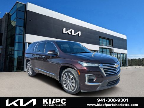 Used 2023 Chevrolet Traverse Premier image 1