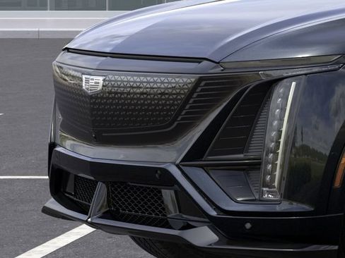 New 2026 Cadillac Lyriq V AWD/4WD image 13