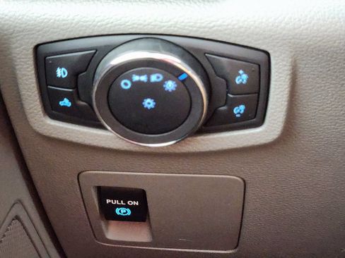 Used 2018 Ford F150 XLT AWD/4WD image 24