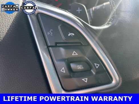 Used 2021 Chevrolet Camaro LT w/ Technology Package image 16