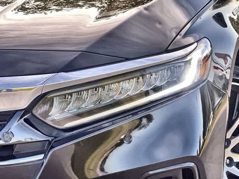 Used 2022 Honda Accord Touring image 24