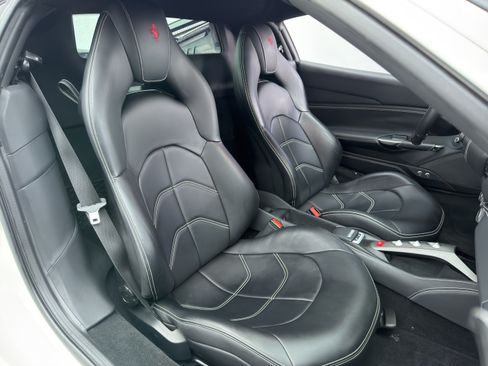 Used 2019 Ferrari 488 GTB RWD image 30