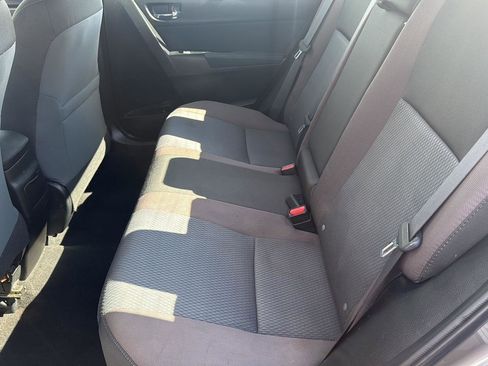 Used 2017 Toyota Corolla LE FWD image 11