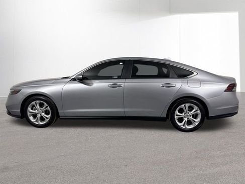 Used 2024 Honda Accord LX image 27