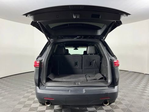 Used 2023 Chevrolet Traverse LT AWD/4WD image 48