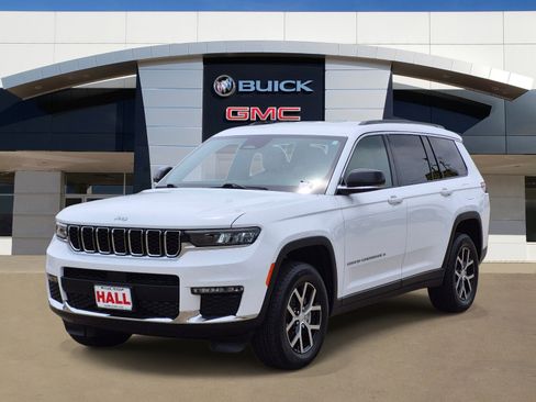 Used 2025 Jeep Grand Cherokee L Limited AWD/4WD image 3