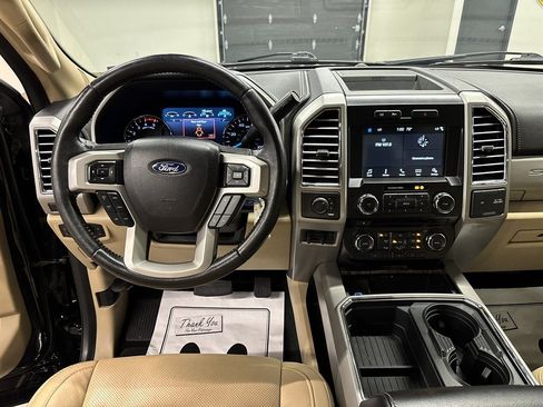 Used 2017 Ford F250 Lariat w/ Chrome Package AWD/4WD image 34