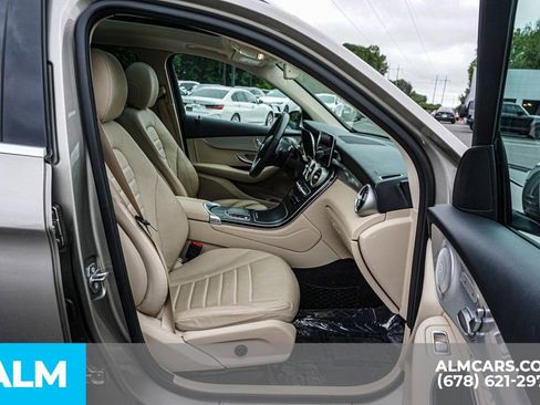 Used 2020 Mercedes-Benz GLC 300 GLC 300 image 23