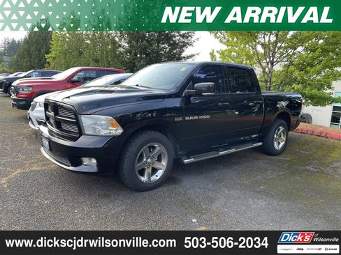 Used 2012 RAM 1500 Sport w/ Sport Premium Group AWD/4WD image 5