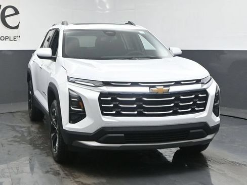 New 2026 Chevrolet Equinox LT w/ LPO, Floor Liner Package FWD image 29