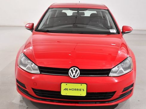 Used 2017 Volkswagen Golf S FWD image 3