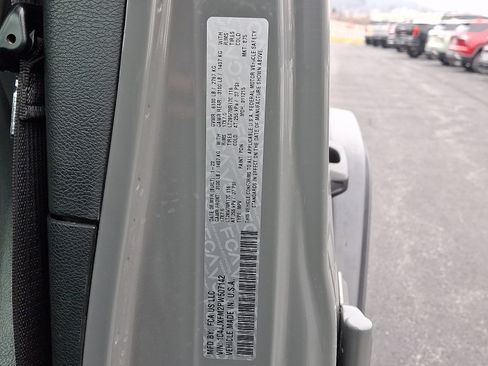 Used 2023 Jeep Wrangler Unlimited Rubicon w/ Cold Weather Group image 27