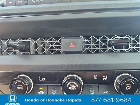Used 2025 Honda Accord LX image 30