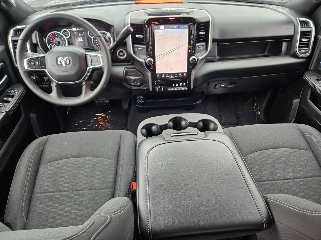 Used 2025 RAM 2500 Big Horn AWD/4WD image 9