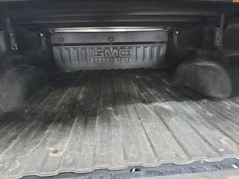 Used 2017 GMC Sierra 1500 SLT w/ Max Trailering Package AWD/4WD image 12
