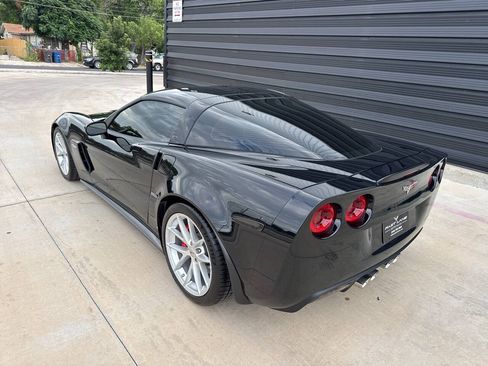 Used 2007 Chevrolet Corvette Z06 w/ Preferred Equipment Group RWD image 13