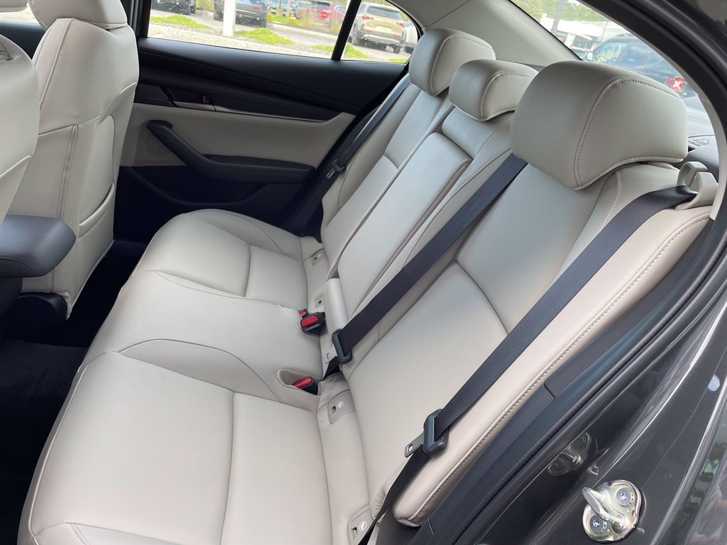 New 2026 MAZDA MAZDA3 2.5 S Sedan w/ Preferred Pkg FWD image 17