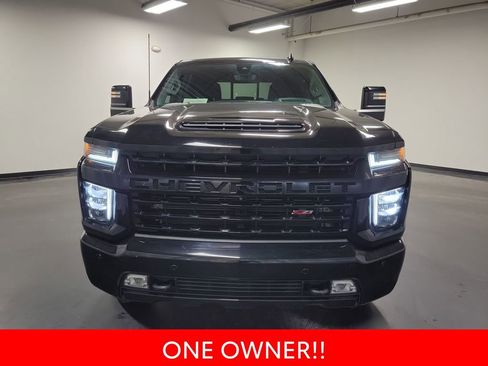 Used 2021 Chevrolet Silverado 2500 LTZ w/ LTZ Plus Package image 3