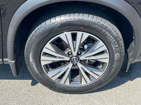 Used 2023 Nissan Rogue SV w/ SV Premium B Package AWD/4WD image 6