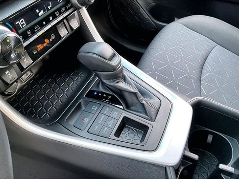 Used 2023 Toyota RAV4 XLE image 15