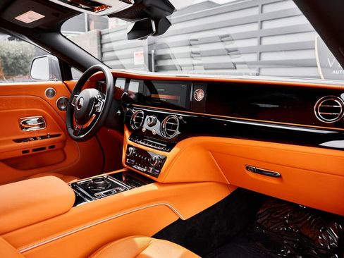 Used 2025 Rolls-Royce Spectre w/ Spectre Launch Package AWD/4WD image 36