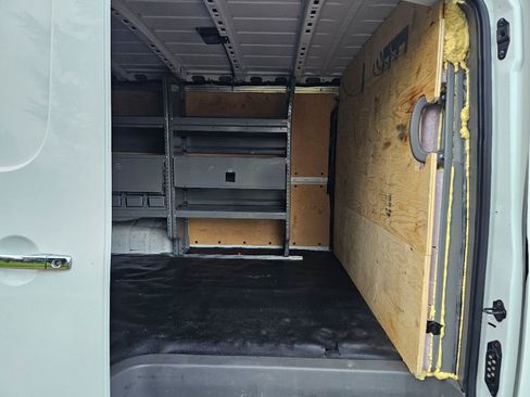 Used 2019 Nissan NV 3500 SL w/ Navigation Package image 18