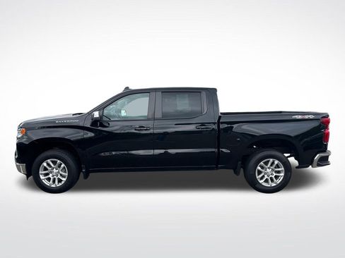 Used 2023 Chevrolet Silverado 1500 LT AWD/4WD image 2