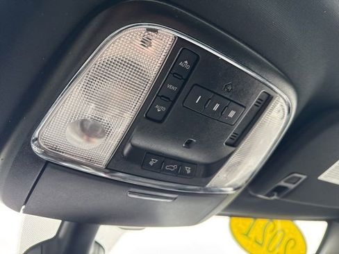 Used 2021 Jeep Grand Cherokee Limited AWD/4WD image 18